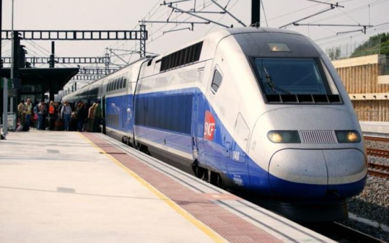 1400 postes devraient être supprimés en 2014 à la SNCF