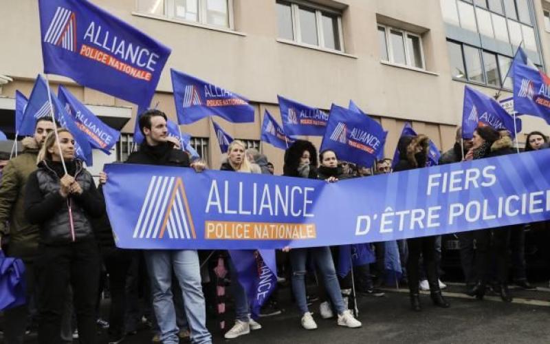 Après l’agression de Champigny dans le Val de Marne, des policiers se mobilisent dans toute la France