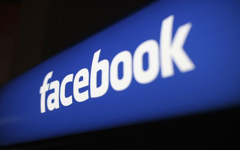 Elle est trop âgée pour Facebook