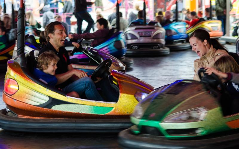 Foire de Carnaval à Metz : un boulon s'échappe d'un manège et tombe sur une passagère