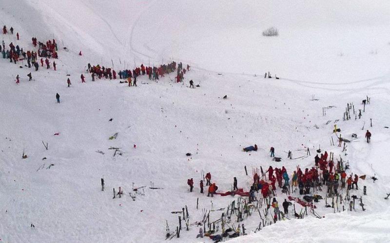 Isère : une avalanche fait trois morts dont deux lycéens