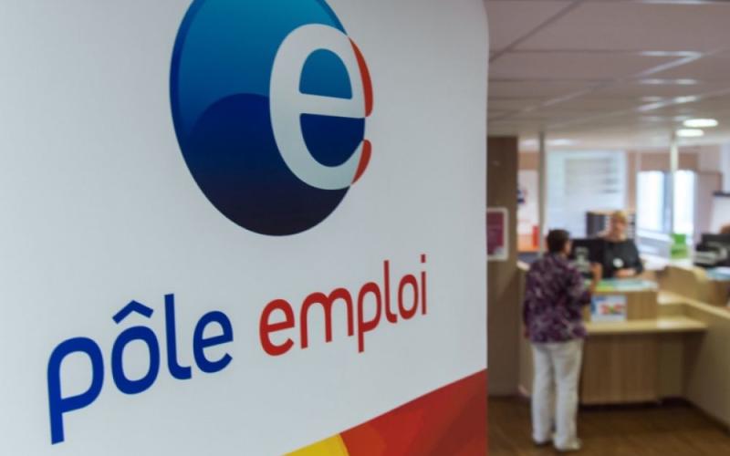 Le chômage continue sa décrue en Région