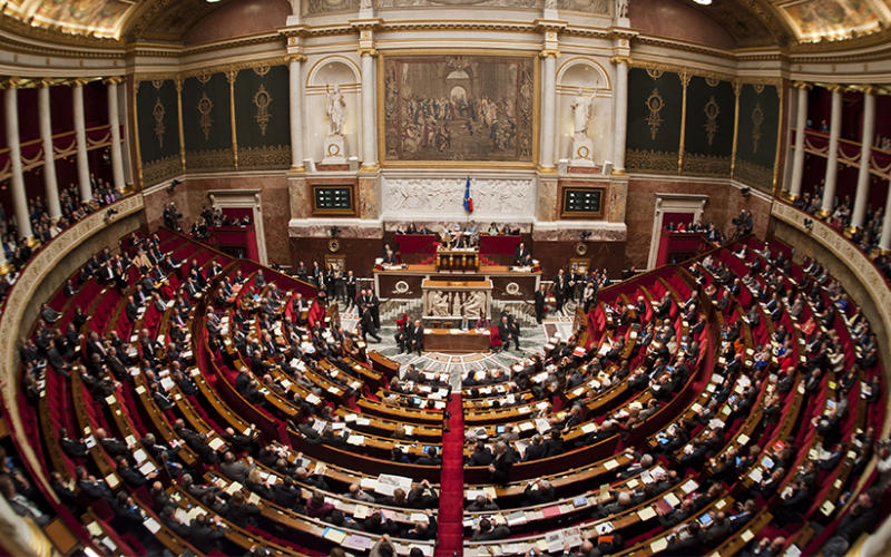 Le gouvernement retire un amendement controversé