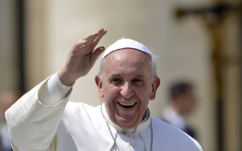 Le Pape sera en France en 2015