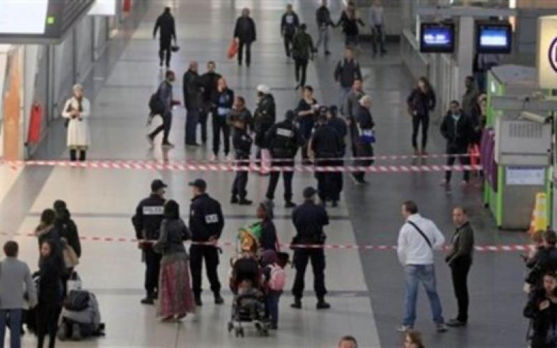 Le principal suspect de l'agression de La Défense interpellé