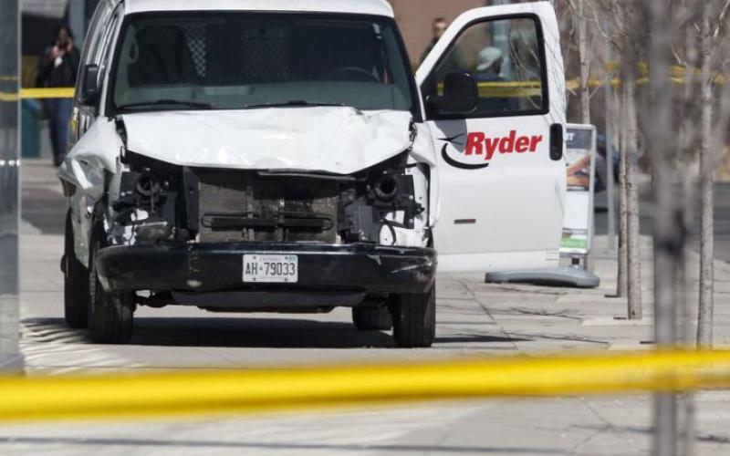 Voiture bélier à Toronto : un « acte délibéré horrifique »