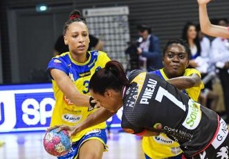 17ème victoire de rang en championnat pour les Dragonnes !