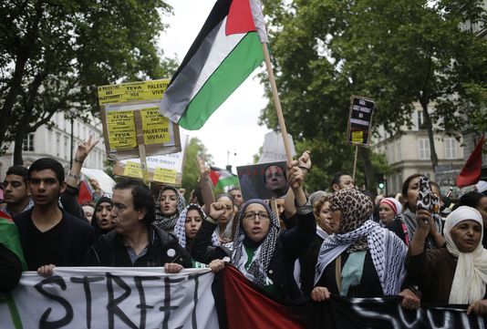 Bernard Cazeneuve interdit la manifestation pro-palestinienne prévue samedi