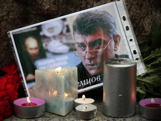 Des milliers de Russes dans la rue pour rendre hommage à Boris Nemtsov