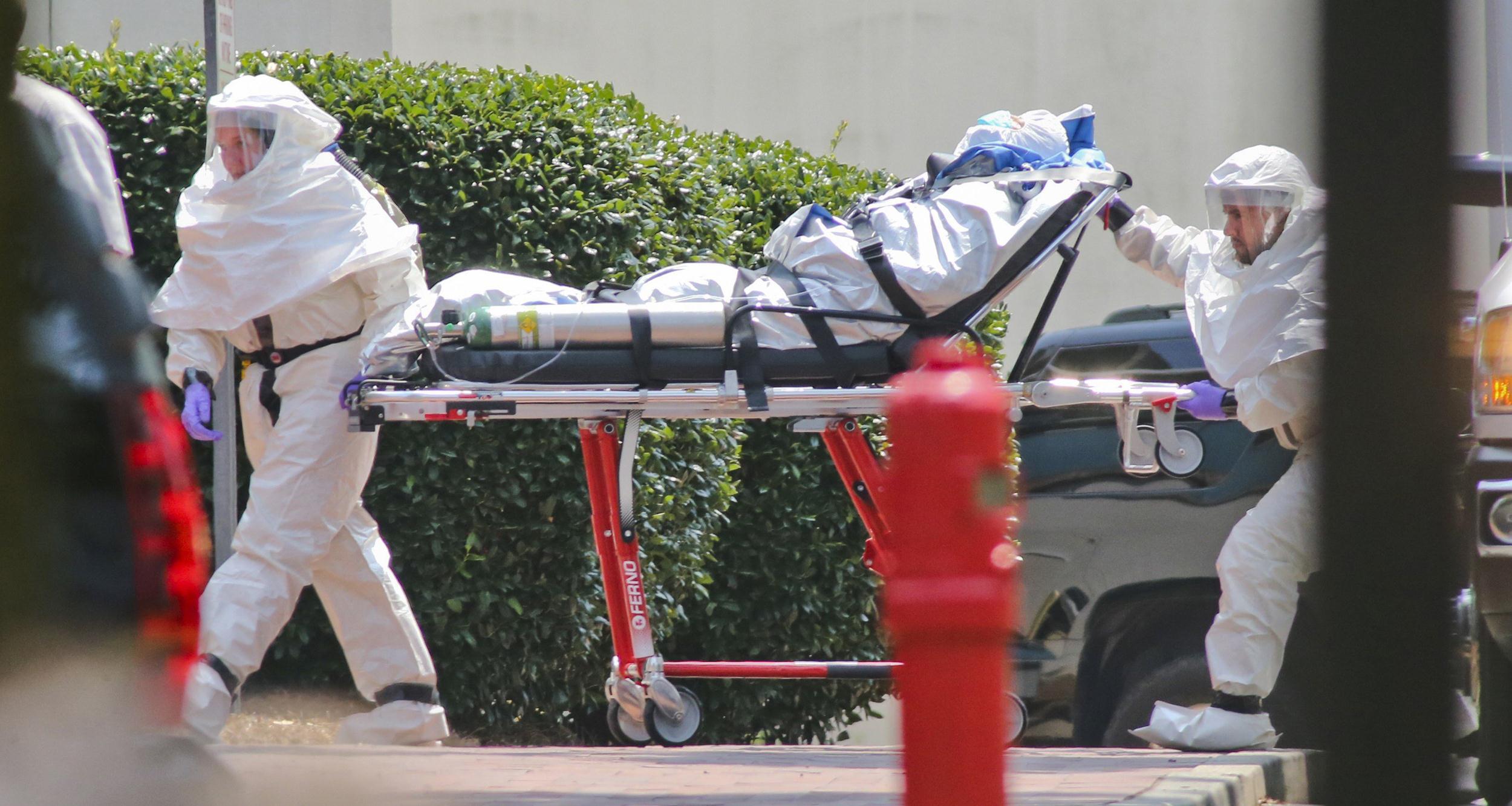 Ebola : trois nouvelles personnes hospitalisées