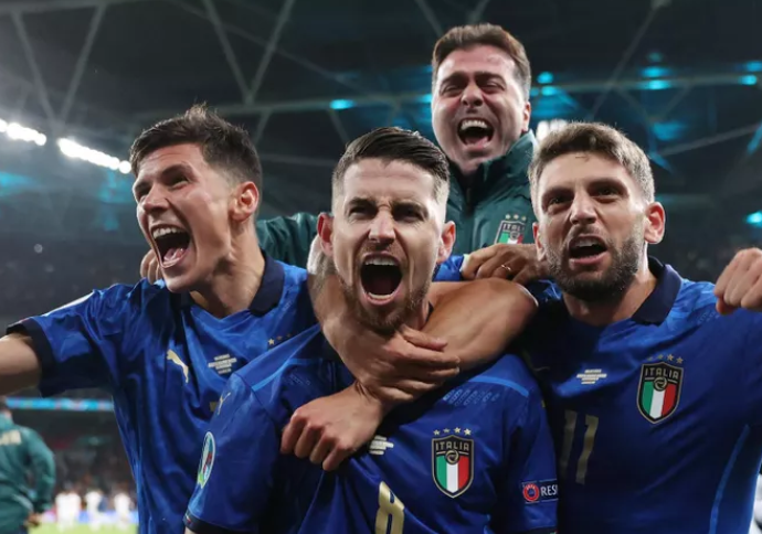 Euro 2020 : l'Italie s'en sort face à l'Espagne et file en finale !
