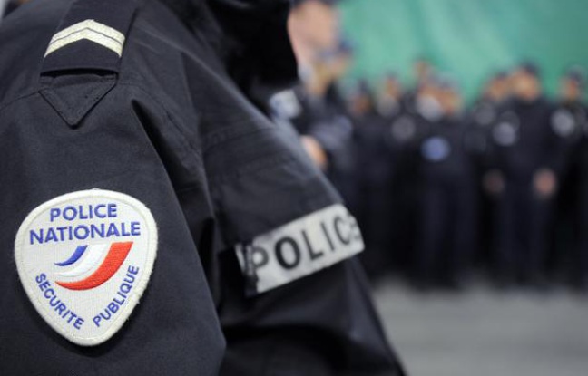 François Hollande reçoit les syndicats de police aujourd'hui.
