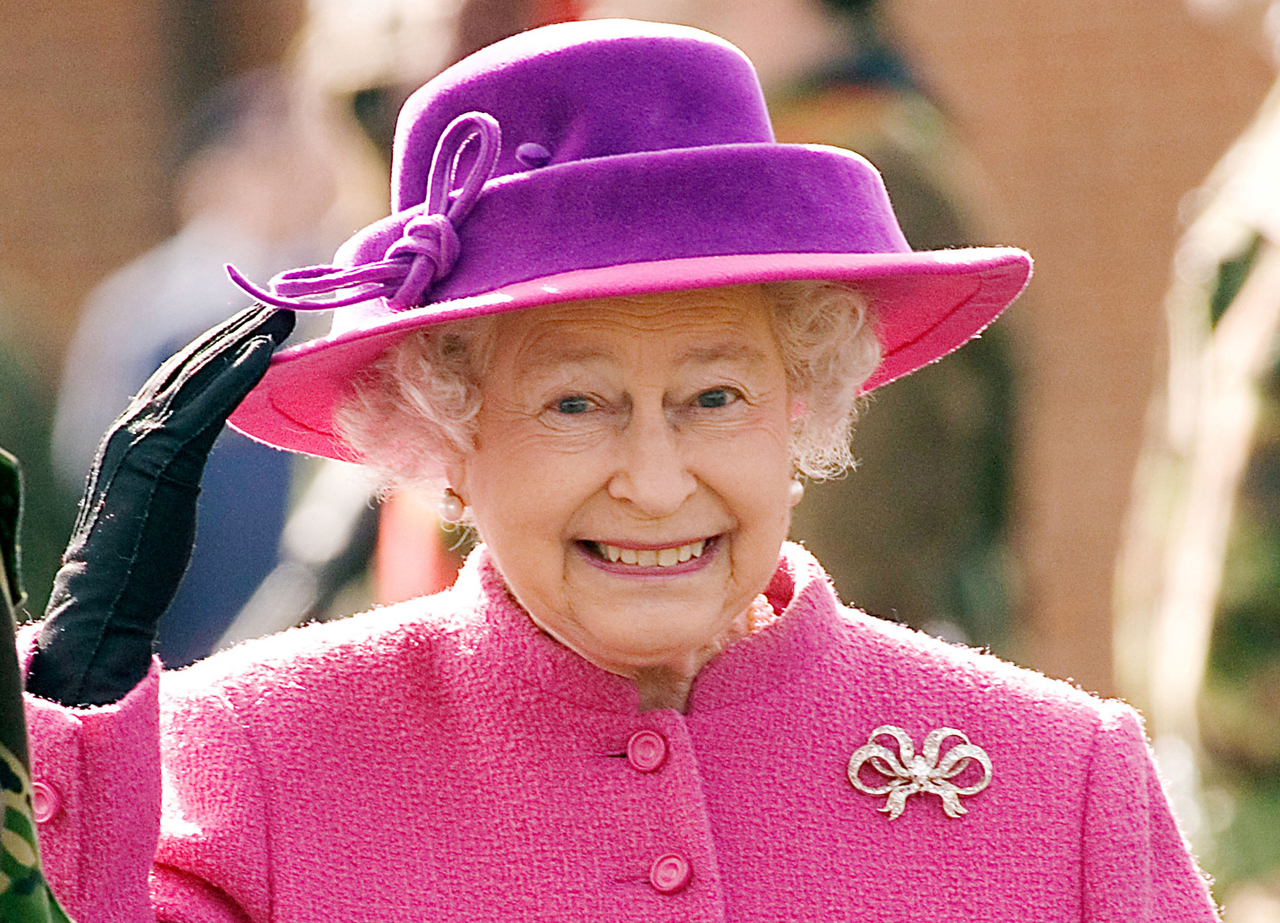 La reine d'Angleterre recrute