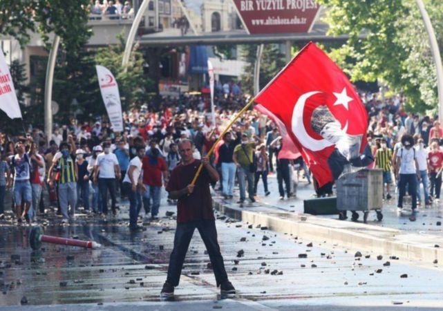 Les affrontements font une deuxième victime en Turquie