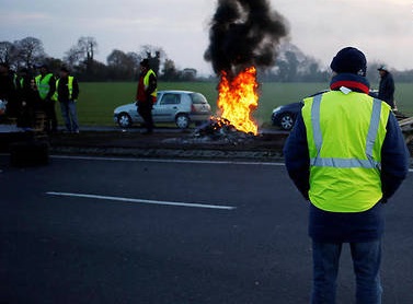 Les Gilets Jaunes, évacués du rond-point de l’Europe à Forbach
