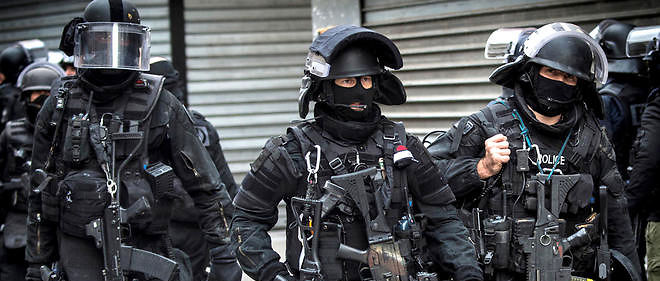 Les hommes du RAID poursuivent leur entraînement à Thionville