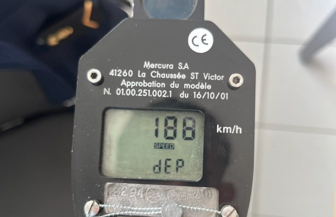 Meurthe et Moselle : le permis à peine en poche, il se fait flasher à 188 km/h !