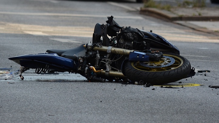 Moselle-Est : un motard décède dans une collision frontale