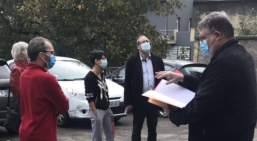 Moyeuvre-Grande : le député Brahim Hammouche, auprès des locataires du 10, rue Foch