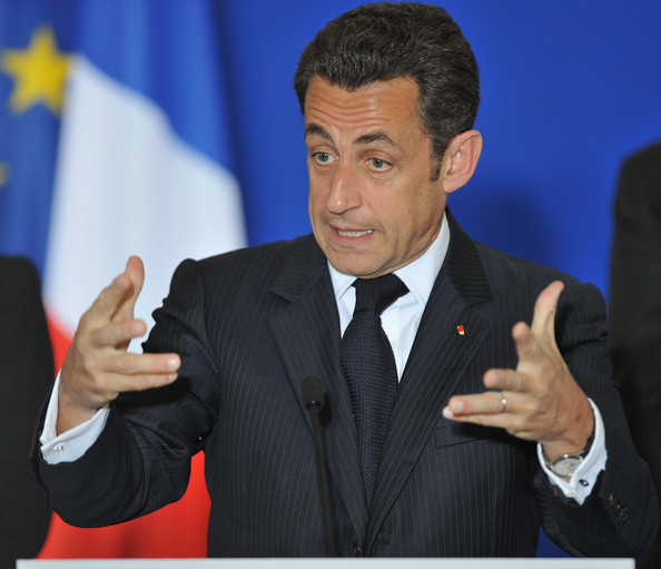Nicolas Sarkozy et son comité des anciens premiers ministres ne séduisent pas