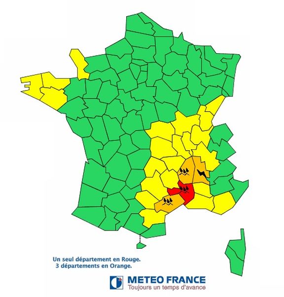 Quatre départements restent en vigilance