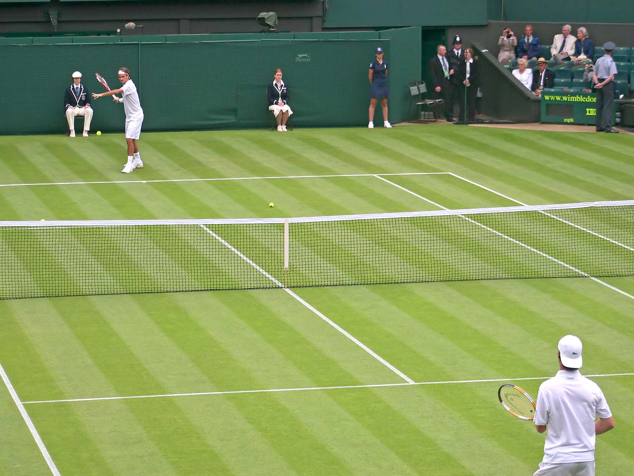 Tennis : seize joueurs mondiaux suspectés de matchs truqués
