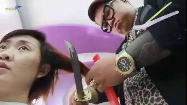 Une coupe au sabre
