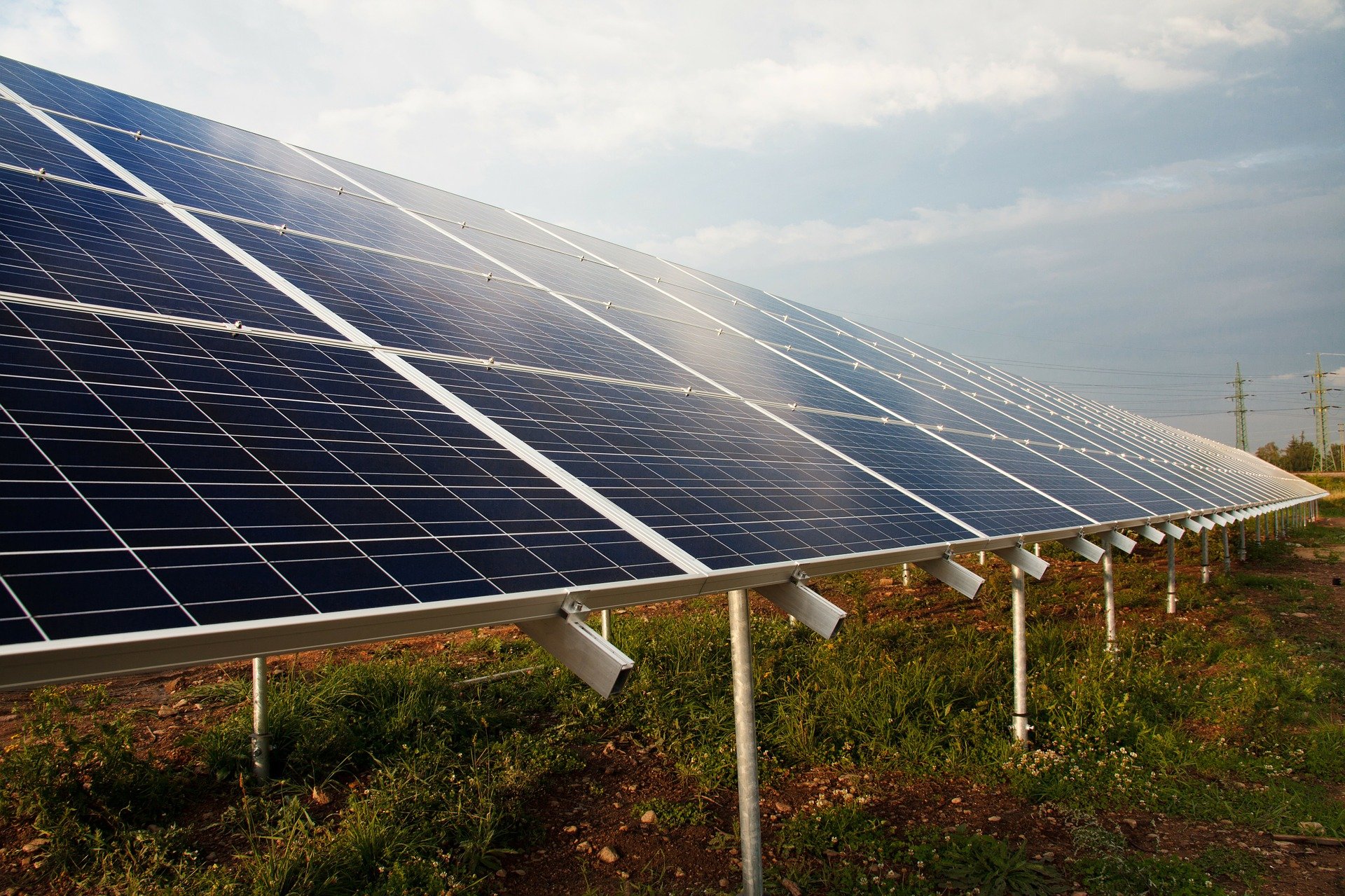 Une méga usine de panneaux solaires à Hambach ?