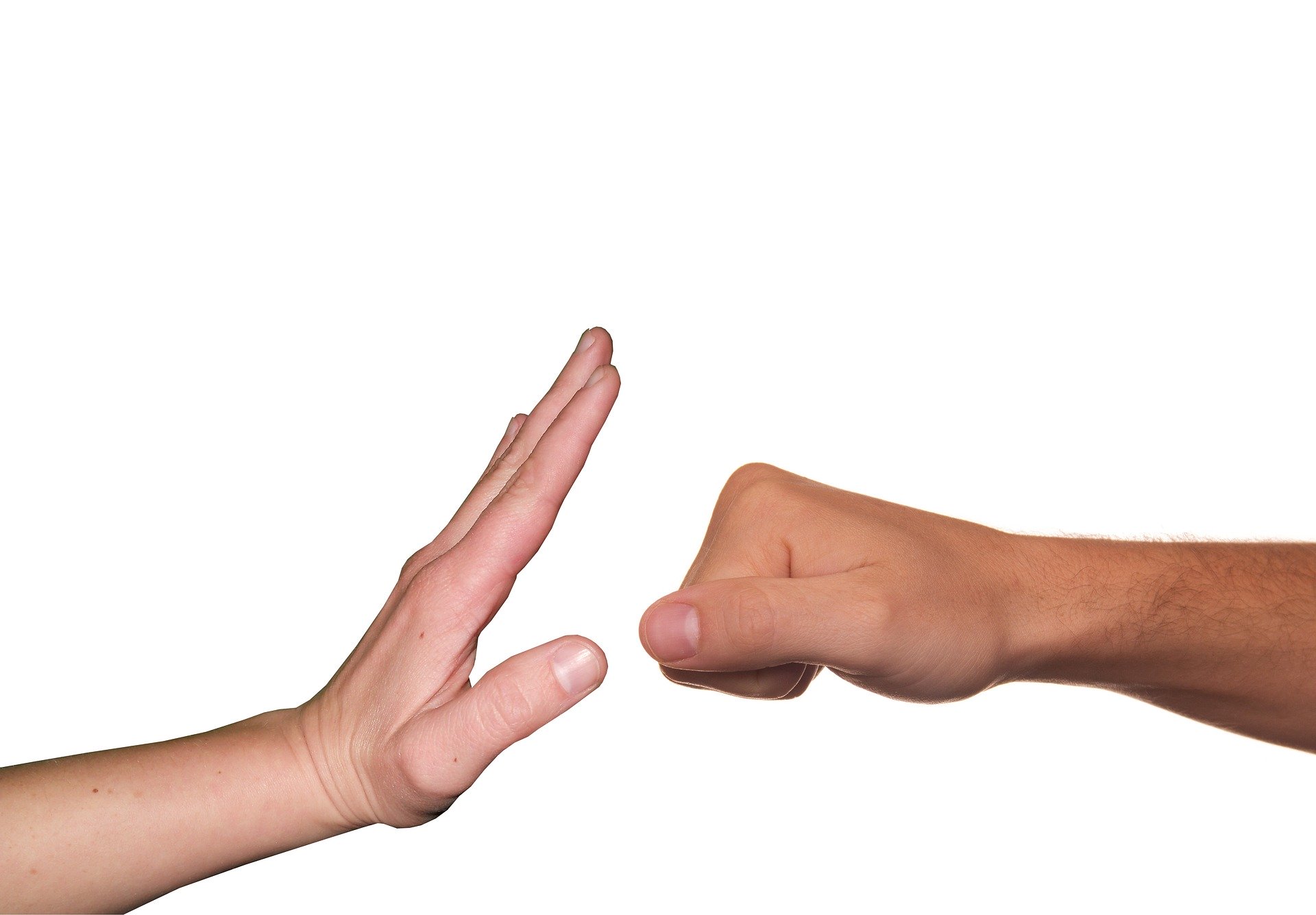 Violences conjugales : lancement du bracelet anti-rapprochement